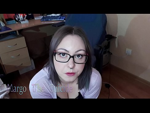 ❤️ Sexet pige med briller sutter Dildo dybt på kamera ️ Porno at da.milfnut-net.ru ☑